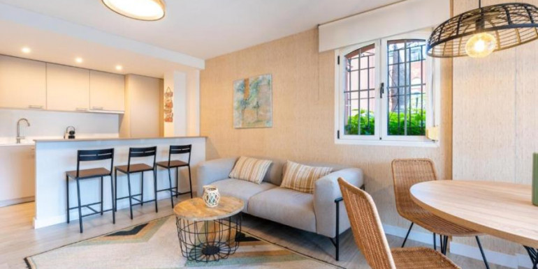 EN MARBELLA 150m DEL MAR