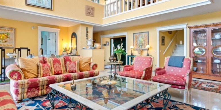 VILLA ANDALUZA EN MARBELLA