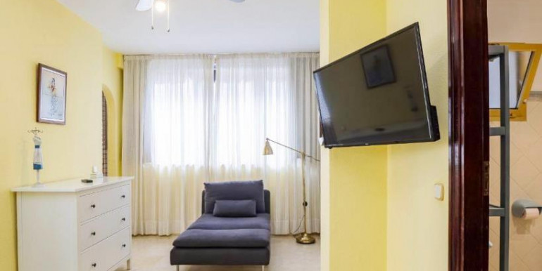 A 50m DEL MAR EN MARBELLA