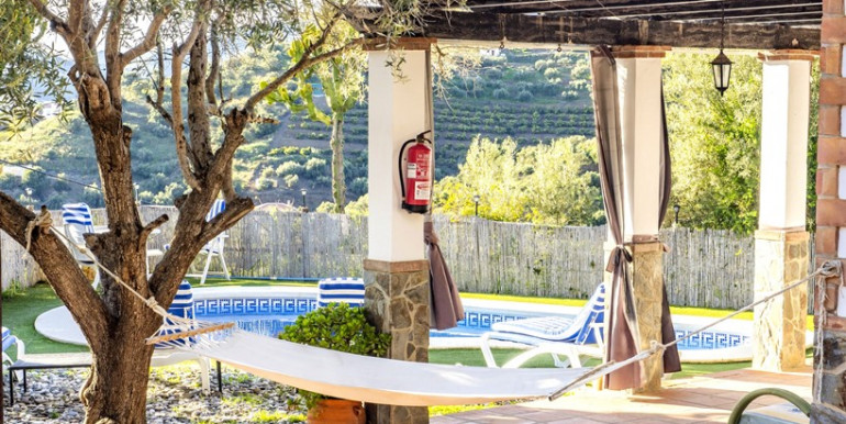 CHALET FAMILIAR EN TORROX CHALET FAMILIAR EN TORROX