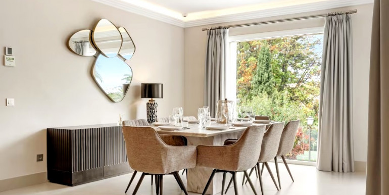 EN MARBELLA EXCELENTE VILLA