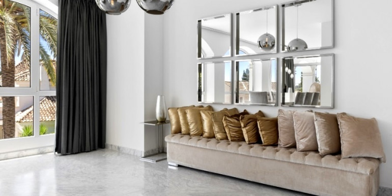 ELEGANTE VILLA EN MARBELLA