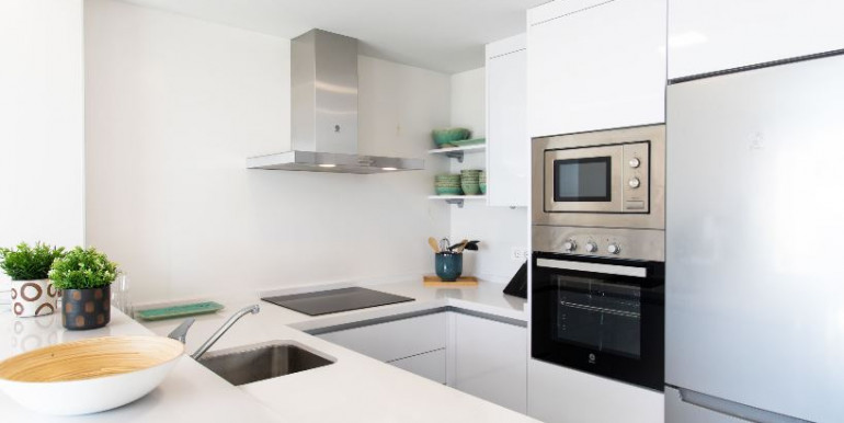 ADOSADA PISCINA CLIMATIZADA