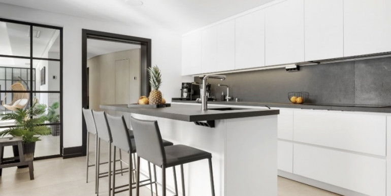 EN MARBELLA GUADALMINA