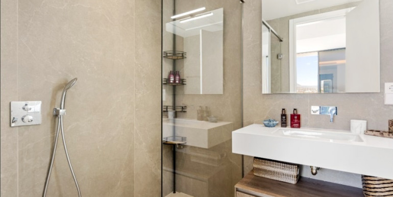 EN MARBELLA MODERNA VILLA