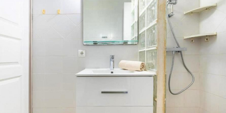 CASA ADOSADA BENALMÁDENA