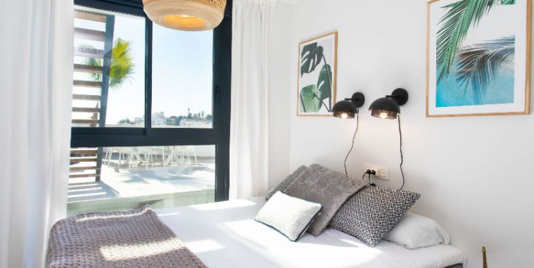 ADOSADA PISCINA CLIMATIZADA