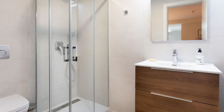 ADOSADA PISCINA CLIMATIZADA