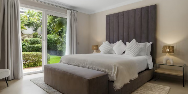 EN MARBELLA EXCELENTE VILLA