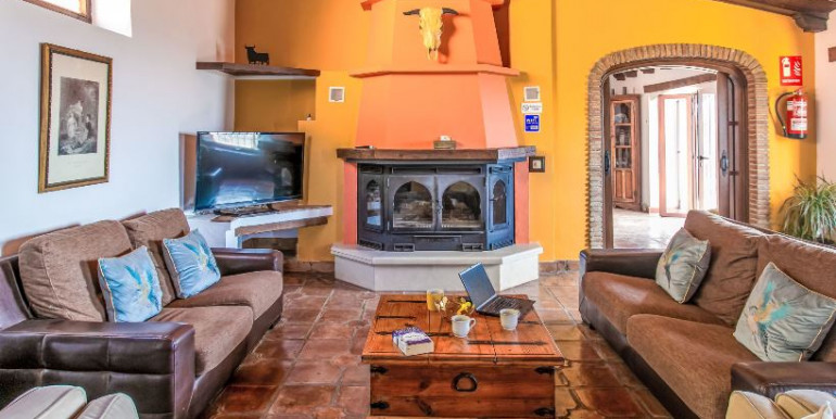 EN FRIGILIANA CON JACUZZI