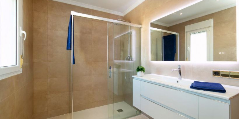 EXCELENTE VILLA EN CALPE