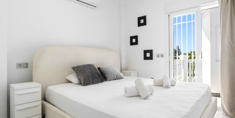 ELEGANTE VILLA EN MARBELLA