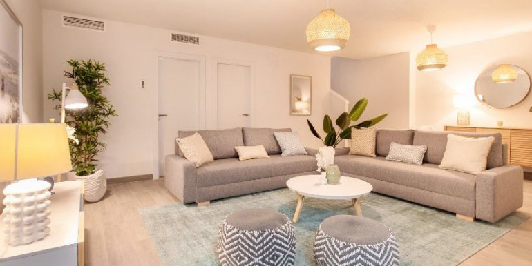 ADOSADA PISCINA CLIMATIZADA