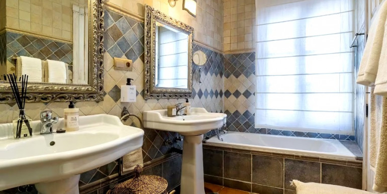 CLÁSICA VILLA EN MARBELLA