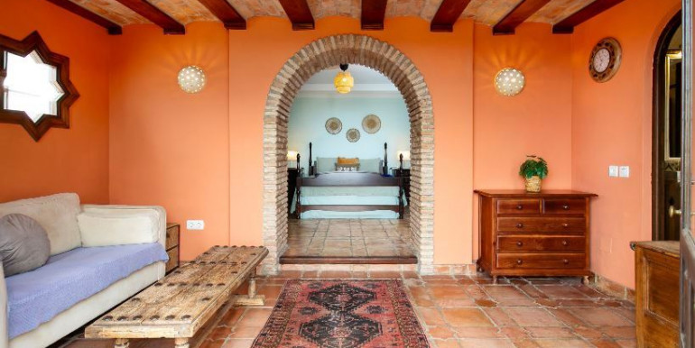 EN FRIGILIANA CON JACUZZI