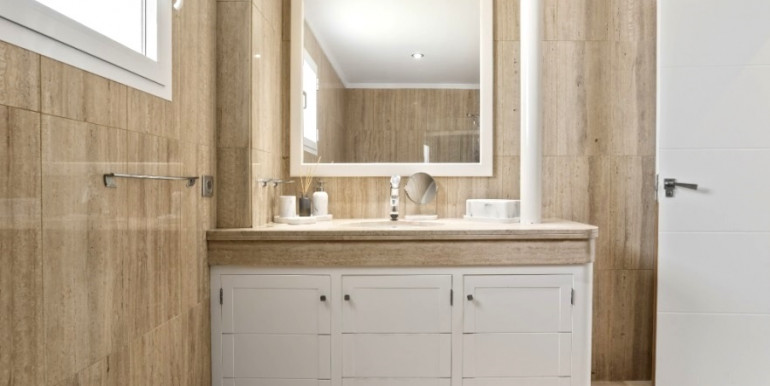 ELEGANTE VILLA EN MARBELLA