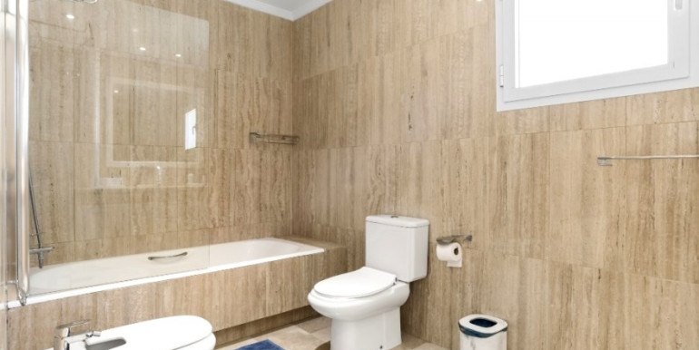 ELEGANTE VILLA EN MARBELLA