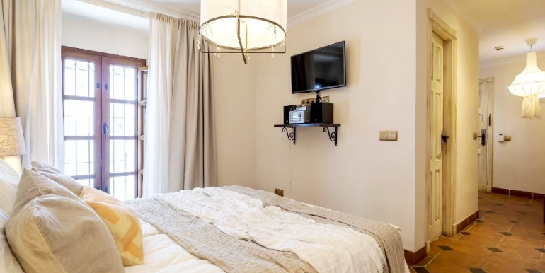 CLÁSICA VILLA EN MARBELLA