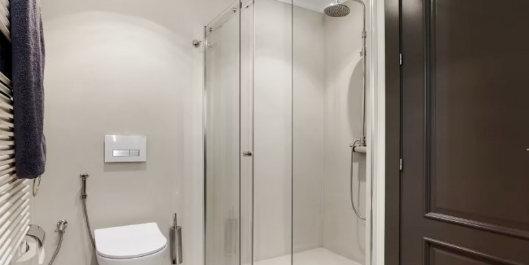 EN MARBELLA EXCELENTE VILLA