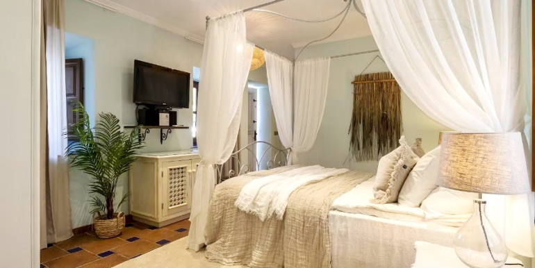 CLÁSICA VILLA EN MARBELLA