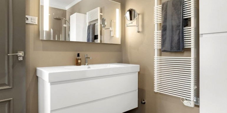 EN MARBELLA EXCELENTE VILLA