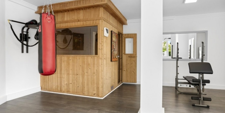 ELEGANTE VILLA EN MARBELLA