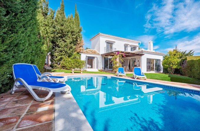 VILLA EN SITIO DE CALAHONDA