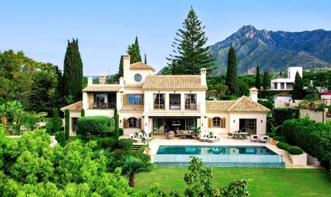 VILLA 6 DORMITORIOS MARBELLA