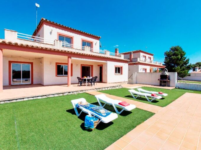 EN L’AMETLLA A 1100m DEL MAR