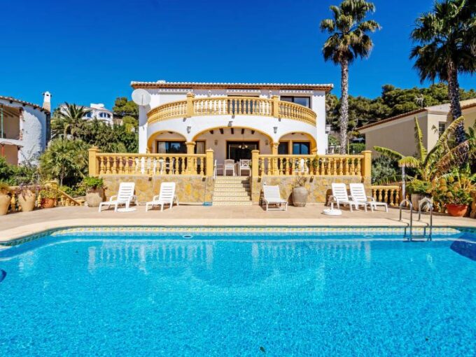 VILLA IN JÁVEA SEA VIEWS