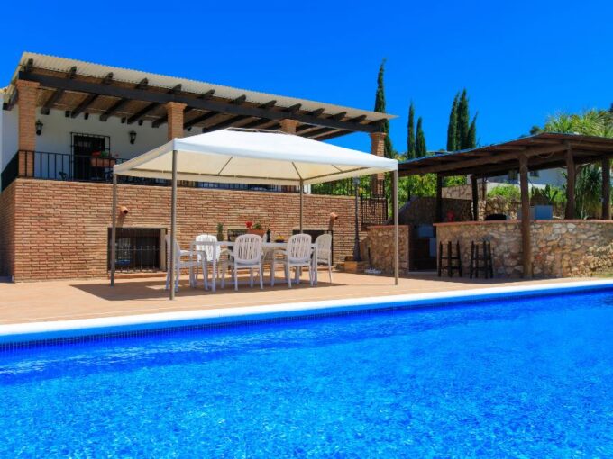 CHALET VACACIONAL EN NERJA