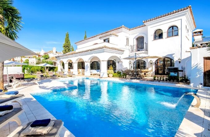FANTÁSTICA VILLA EN MARBELLA