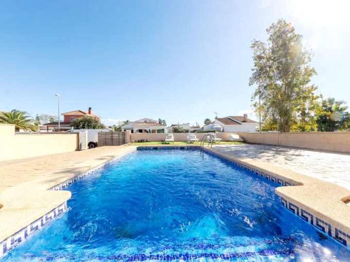 EN DELTEBRE A 490m DEL MAR