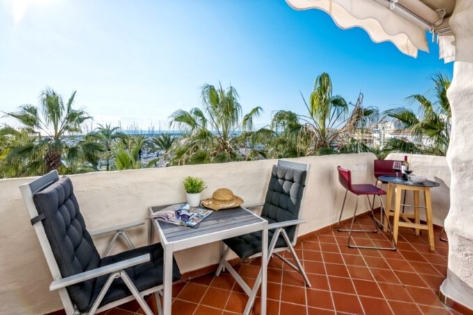 EN BENALMÁDENA A 70m DEL MAR