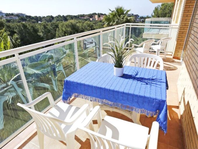 EN SALOU A 250m DEL MAR