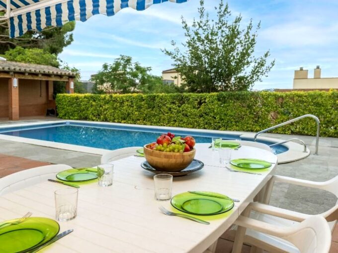 EN CALONGE A 450m DEL MAR