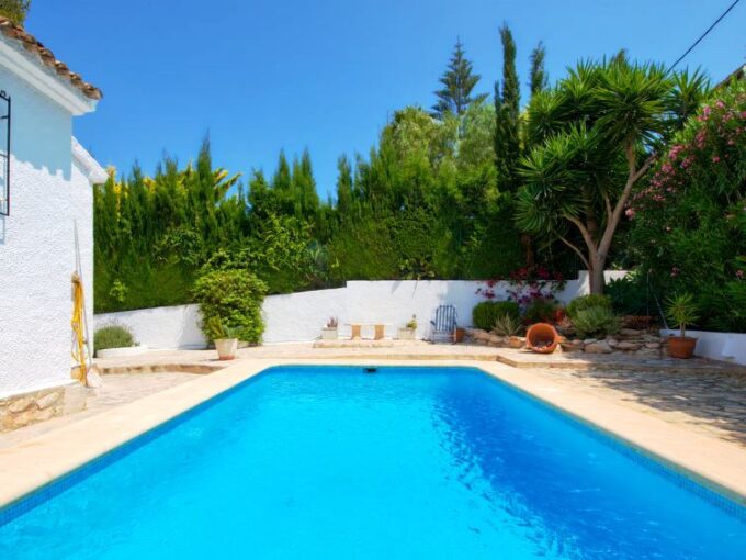 SE ALQUILA CHALET EN JÁVEA