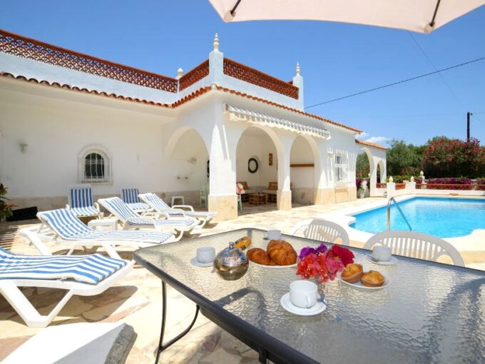 EN ALBIR A 800m DEL MAR