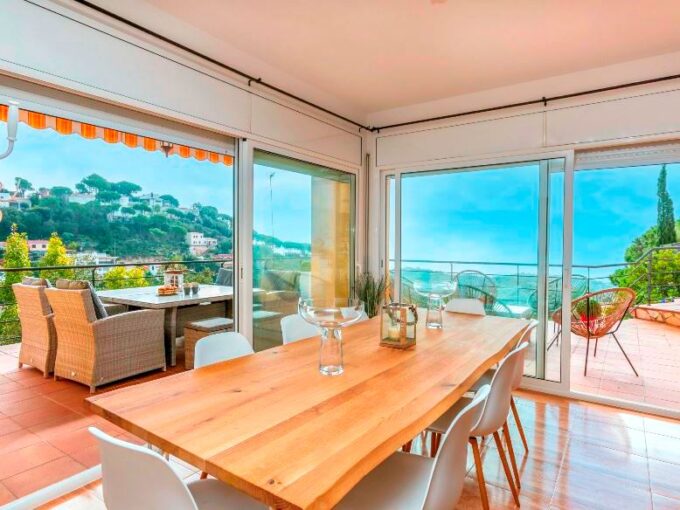 GRAN VILLA EN LLORET DE MAR