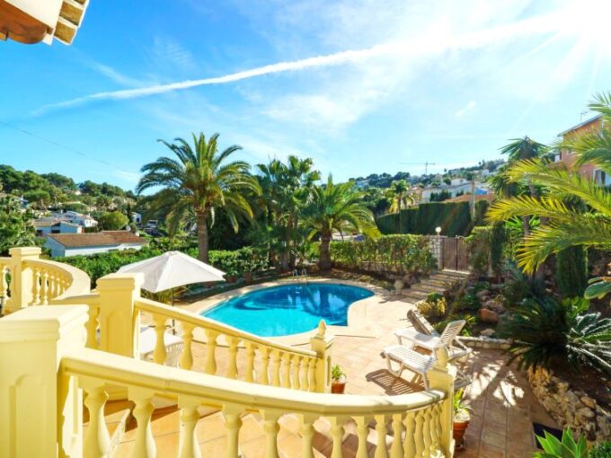 VILLA FAMILIAR EN JÁVEA