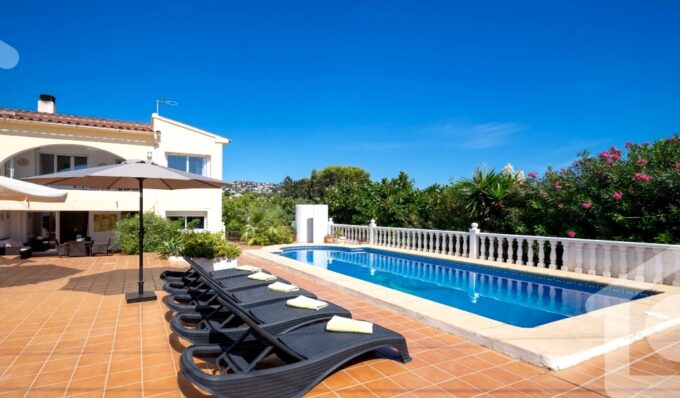 VILLA EN BENISSA CERCA DEL MAR