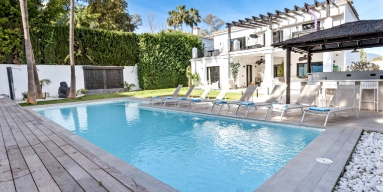 PRECIOSA VILLA EN BENAHAVÍS