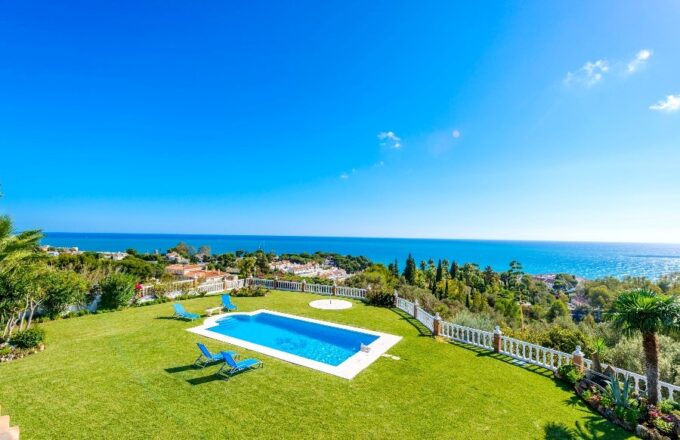 SELECT VILLA IN BENALMÁDENA