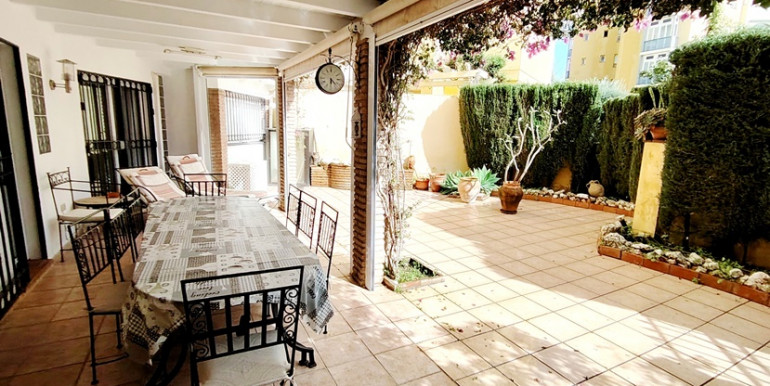 ACOGEDOR PISO EN BENALMÁDENA