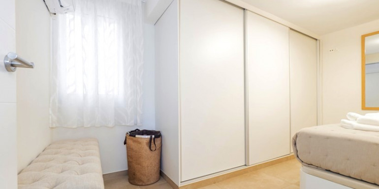 IN ESTEPONA 50m FROM THE SEA