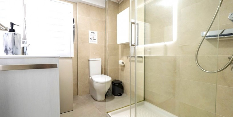 IN ESTEPONA 50m FROM THE SEA