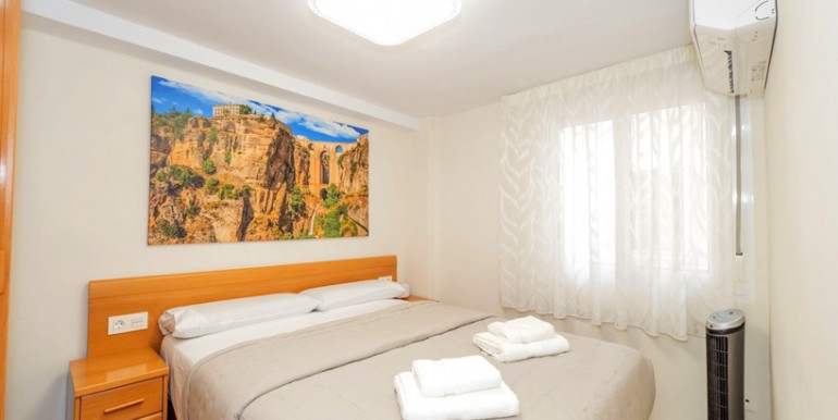 IN ESTEPONA 50m FROM THE SEA