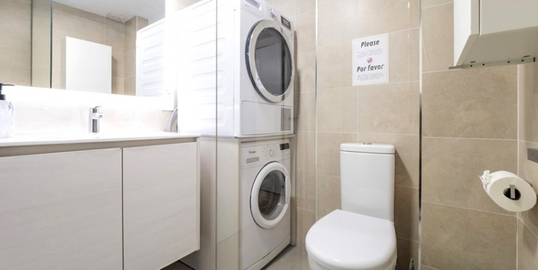 IN ESTEPONA 50m FROM THE SEA