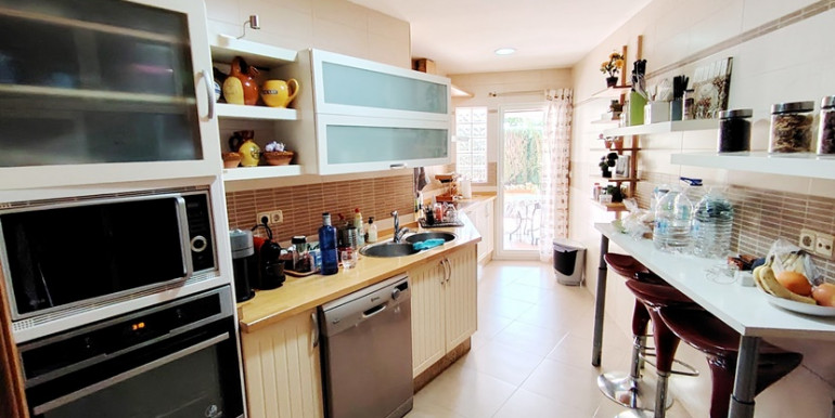 ACOGEDOR PISO EN BENALMÁDENA