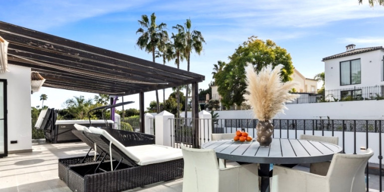 PRECIOSA VILLA EN BENAHAVÍS